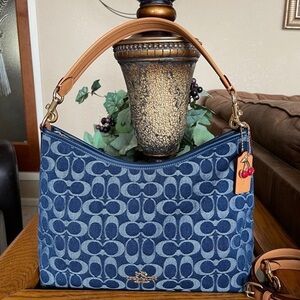 Coach Blue Signature Shoulder Bag with Tan Strap🦋🌂